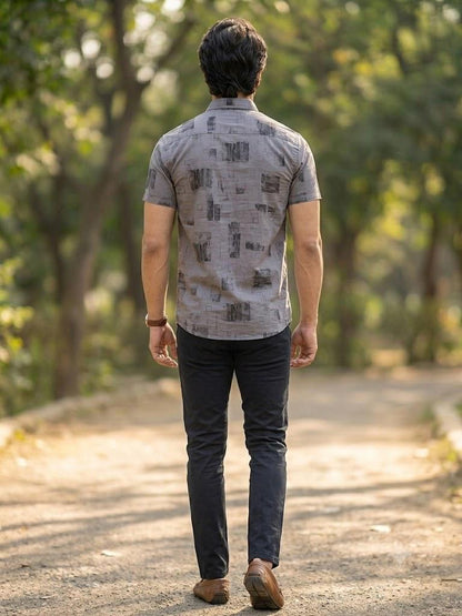 Men's Contemporary Geometric Pattern Button-Down Shirt